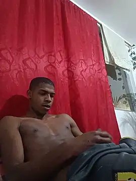 Snapshot of anthon001 chatting on June 4, 2026, 5:01 am anthon001 online show from June 4, 2026, 5:01 am