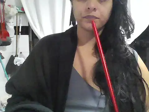 Isabel2q5n online show from June 6, 2026, 2:50 am