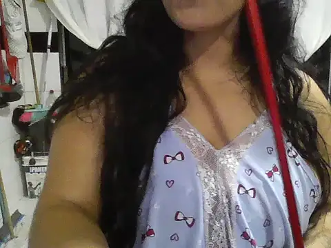 Isabel2q5n online show from June 12, 2026, 5:16 am