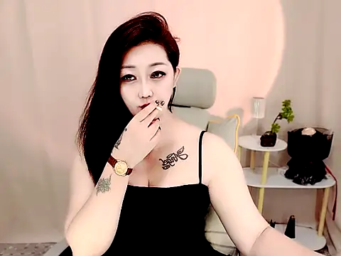 Mimi131499 online show from July 28, 2026, 11:28 am