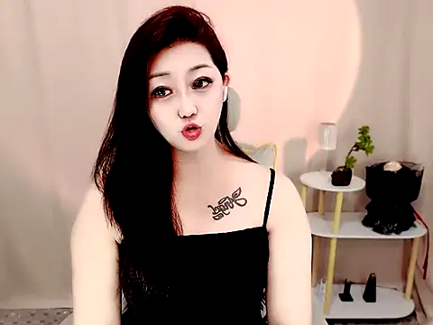Mimi131499 online show from July 28, 2026, 1:10 pm