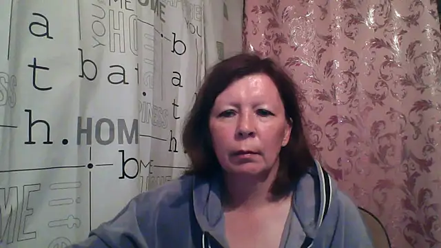 Snapshot of Schastlivaya43 chatting on June 8, 2026, 8:09 pm Schastlivaya43 online show from June 8, 2026, 8:09 pm