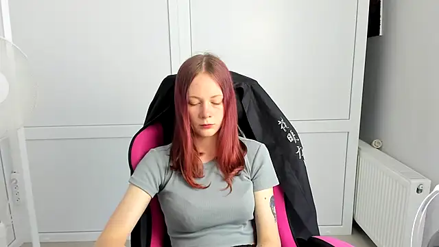 Snapshot of Skylar_spring chatting on July 14, 2026, 6:18 am Skylar spring online show from July 14, 2026, 6:18 am