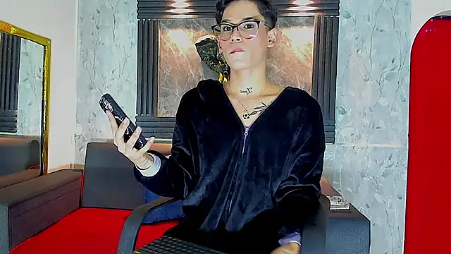 Snapshot of Brianhot0F chatting on July 17, 2026, 11:07 am Brianhot0F online show from July 17, 2026, 11:07 am