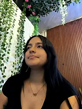 SophiCastro09  online show from June 11, 2026, 12:32 am