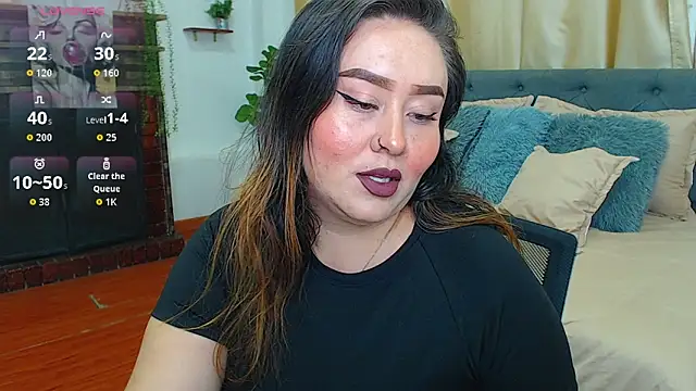 Khalia  online show from June 7, 2026, 2:44 pm