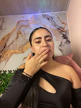 Snapshot of LILI_911 chatting on June 25, 2026, 8:47 pm LILI 911 online show from June 25, 2026, 8:47 pm