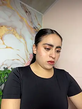 Snapshot of LILI_911 chatting on June 20, 2026, 7:41 pm LILI 911 online show from June 20, 2026, 7:41 pm