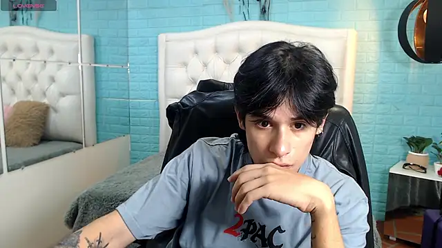 wayath1 online show from July 12, 2026, 11:11 am