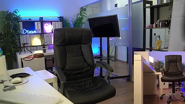 BabesGoWild online show from March 6, 2026, 5:46 am