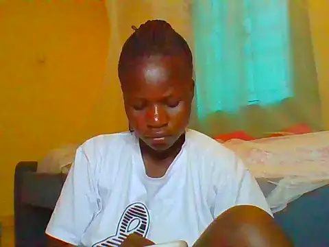Snapshot of candycrusha chatting on June 25, 2026, 7:13 am candycrusha online show from June 25, 2026, 7:13 am