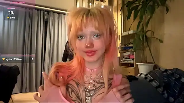 Snapshot of JoanneMcauly chatting on June 16, 2026, 9:26 pm JoanneMcauly online show from June 16, 2026, 9:26 pm