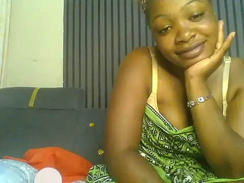 Snapshot of sweett_camillah chatting on June 15, 2026, 9:25 pm sweett camillah online show from June 15, 2026, 9:25 pm