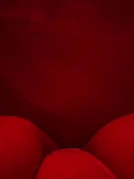 Snapshot of sweetie_angell chatting on June 7, 2026, 8:14 pm sweetie angell online show from June 7, 2026, 8:14 pm