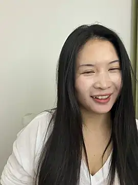 Snapshot of Doudou__520 chatting on July 13, 2026, 10:31 pm Doudou 520 online show from July 13, 2026, 10:31 pm