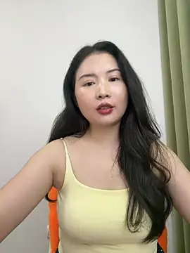 Snapshot of Doudou__520 chatting on June 12, 2026, 12:03 pm Doudou 520 online show from June 12, 2026, 12:03 pm
