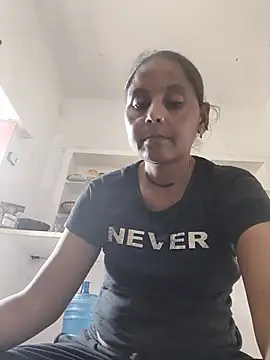 Snapshot of Karishna_hot chatting on July 4, 2026, 11:27 am Karishna hot online show from July 4, 2026, 11:27 am