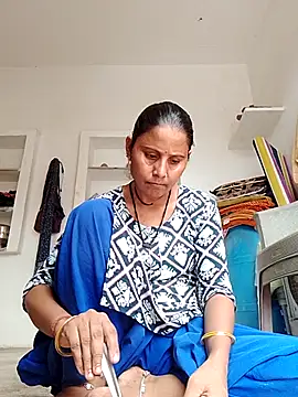 Snapshot of Karishna_hot chatting on July 21, 2026, 6:48 am Karishna hot online show from July 21, 2026, 6:48 am