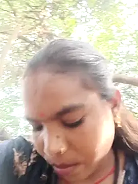 Snapshot of Nirmla_khan chatting on June 18, 2026, 11:48 am Nirmla khan online show from June 18, 2026, 11:48 am