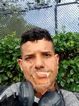 carlos0204 online show from June 6, 2026, 4:56 pm