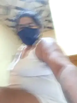 RosiBaby S online show from August 3, 2026, 6:36 pm
