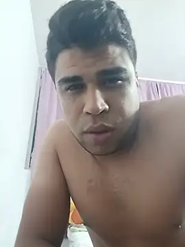 Snapshot of moreno1c chatting on June 22, 2026, 7:05 am moreno1c online show from June 22, 2026, 7:05 am