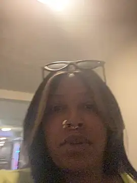 nia coxlive online show from July 27, 2026, 4:14 pm