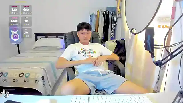 clarkdangerous online show from July 8, 2026, 12:03 am