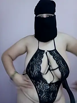 Snapshot of hot_farawla00 chatting on July 1, 2026, 10:04 am hot farawla00 online show from July 1, 2026, 10:04 am