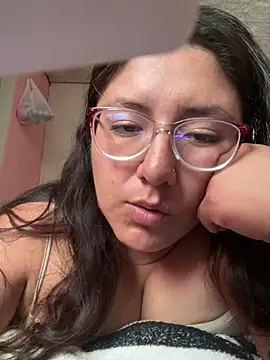 Snapshot of DirtyCerezita chatting on June 11, 2026, 7:22 pm DirtyCerezita online show from June 11, 2026, 7:22 pm