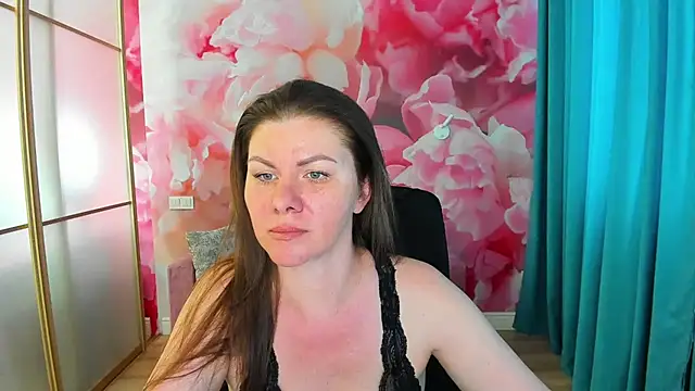 Snapshot of LunaKissesx chatting on June 26, 2026, 11:16 am LunaKissesx online show from June 26, 2026, 11:16 am