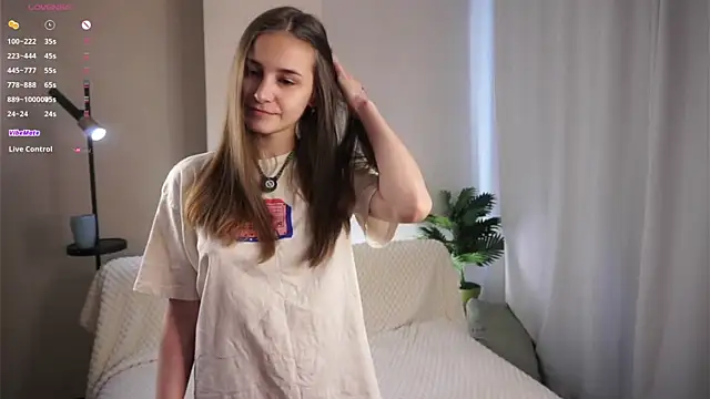 CaseyMulders online show from June 19, 2026, 2:28 am