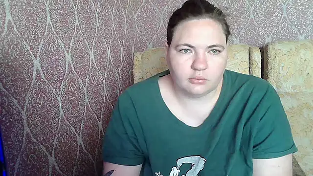 Snapshot of TiaMason chatting on July 6, 2026, 6:42 am TiaMason online show from July 6, 2026, 6:42 am
