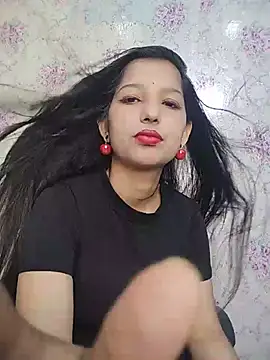 Queen Rosyy online show from June 29, 2026, 2:51 am