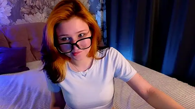 kataleya228 online show from June 12, 2026, 12:58 pm