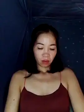 Snapshot of -Nena_ chatting on June 8, 2026, 12:49 pm -Nena online show from June 8, 2026, 12:49 pm