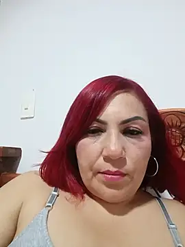 Snapshot of Agata_Traviesa chatting on June 14, 2026, 2:24 am Agata Traviesa online show from June 14, 2026, 2:24 am