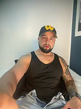 SalvatoreAbu online show from July 14, 2026, 3:44 am