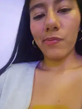 Carla Alvez online show from July 11, 2026, 4:13 am