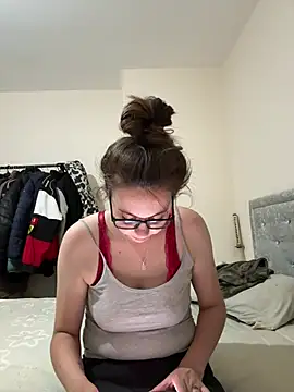 Snapshot of Cindysweetceex chatting on July 5, 2026, 10:38 pm Cindysweetceex online show from July 5, 2026, 10:38 pm