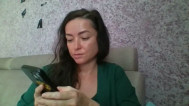 Snapshot of Mia_Salamanka chatting on June 20, 2026, 6:18 am Mia Salamanka online show from June 20, 2026, 6:18 am