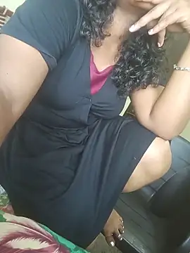 Snapshot of Tamil_Aathira_sri chatting on June 14, 2026, 7:53 am Tamil Aathira sri online show from June 14, 2026, 7:53 am