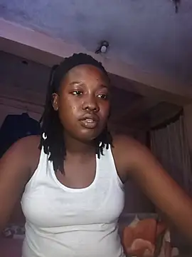 Snapshot of 001mummy chatting on June 10, 2026, 6:09 pm 001mummy online show from June 10, 2026, 6:09 pm