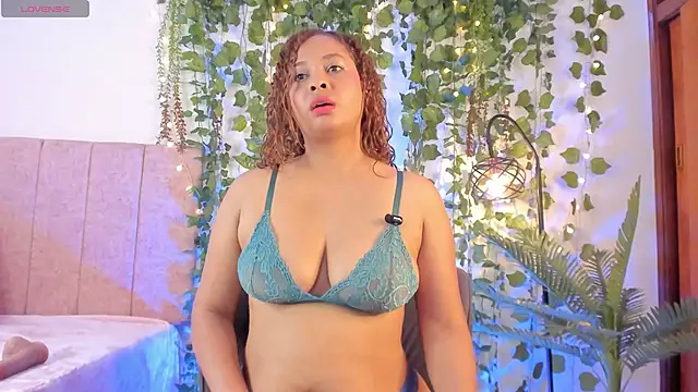 leilapom online show from June 30, 2026, 4:29 pm