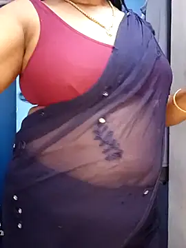 Snapshot of tamil_sarah chatting on June 24, 2026, 6:39 pm tamil sarah online show from June 24, 2026, 6:39 pm