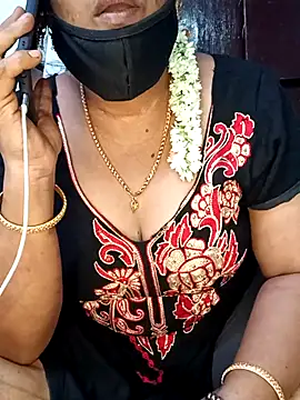 Snapshot of tamil_sarah chatting on July 18, 2026, 2:47 pm tamil sarah online show from July 18, 2026, 2:47 pm