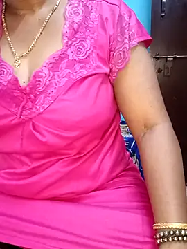 Snapshot of tamil_sarah chatting on July 28, 2026, 8:11 am tamil sarah online show from July 28, 2026, 8:11 am