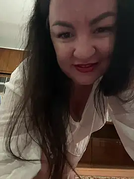 Rita kis online show from August 5, 2026, 6:35 pm