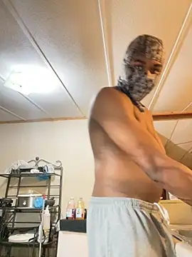 Midnight gator online show from June 28, 2026, 1:01 am