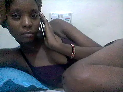 Snapshot of Sweetpother chatting on July 8, 2026, 10:32 pm Sweetpother online show from July 8, 2026, 10:32 pm